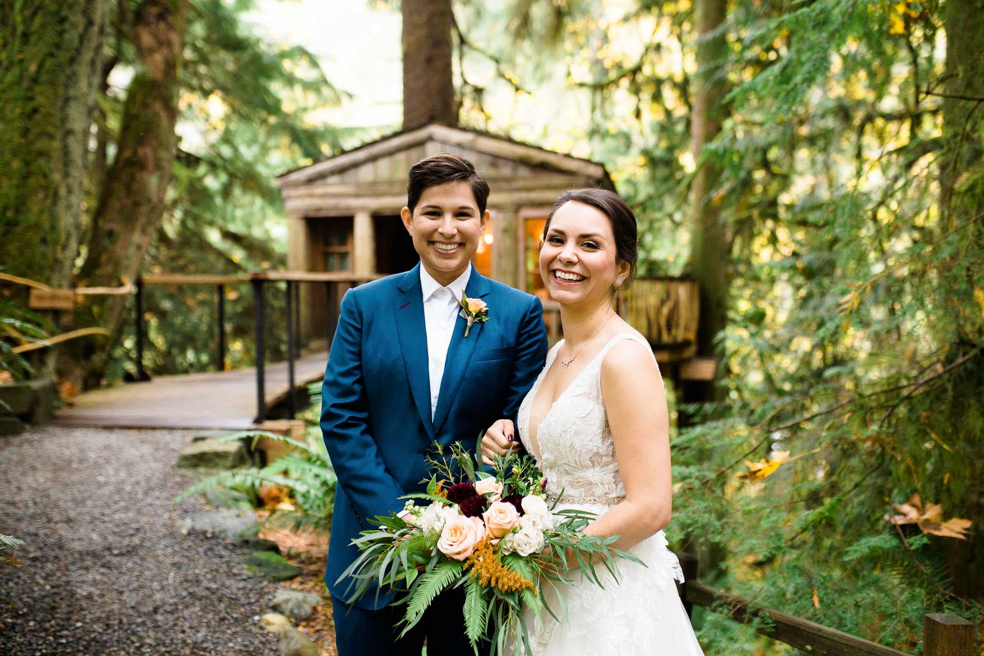 Tree-House-Point-Seattle-Elopement-Photographer-Adventure-Weddings-A-1