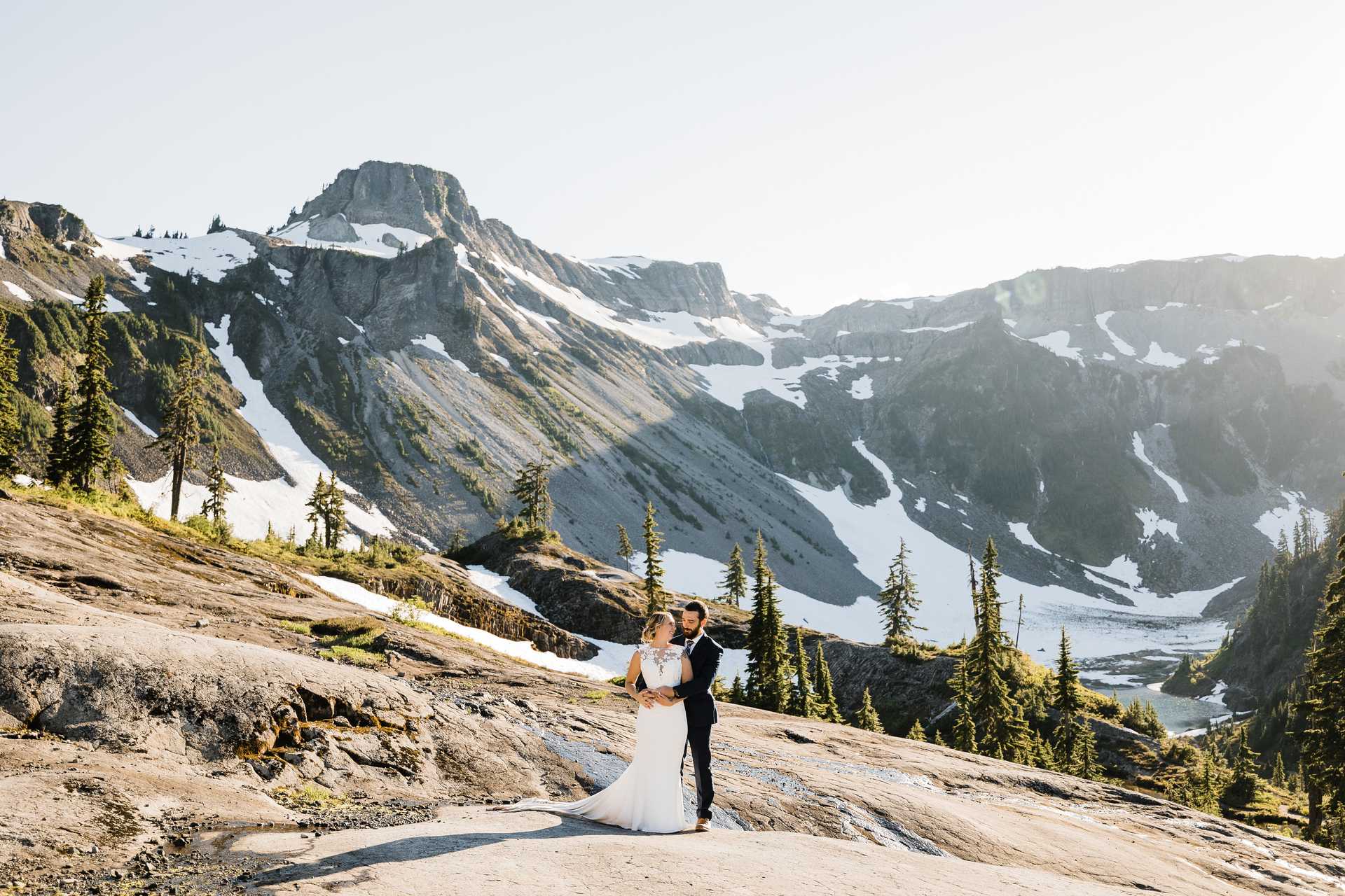 Artist-Point-Elopement-NorthCascades-Washington-Adventure-Wedding-Photographer-1