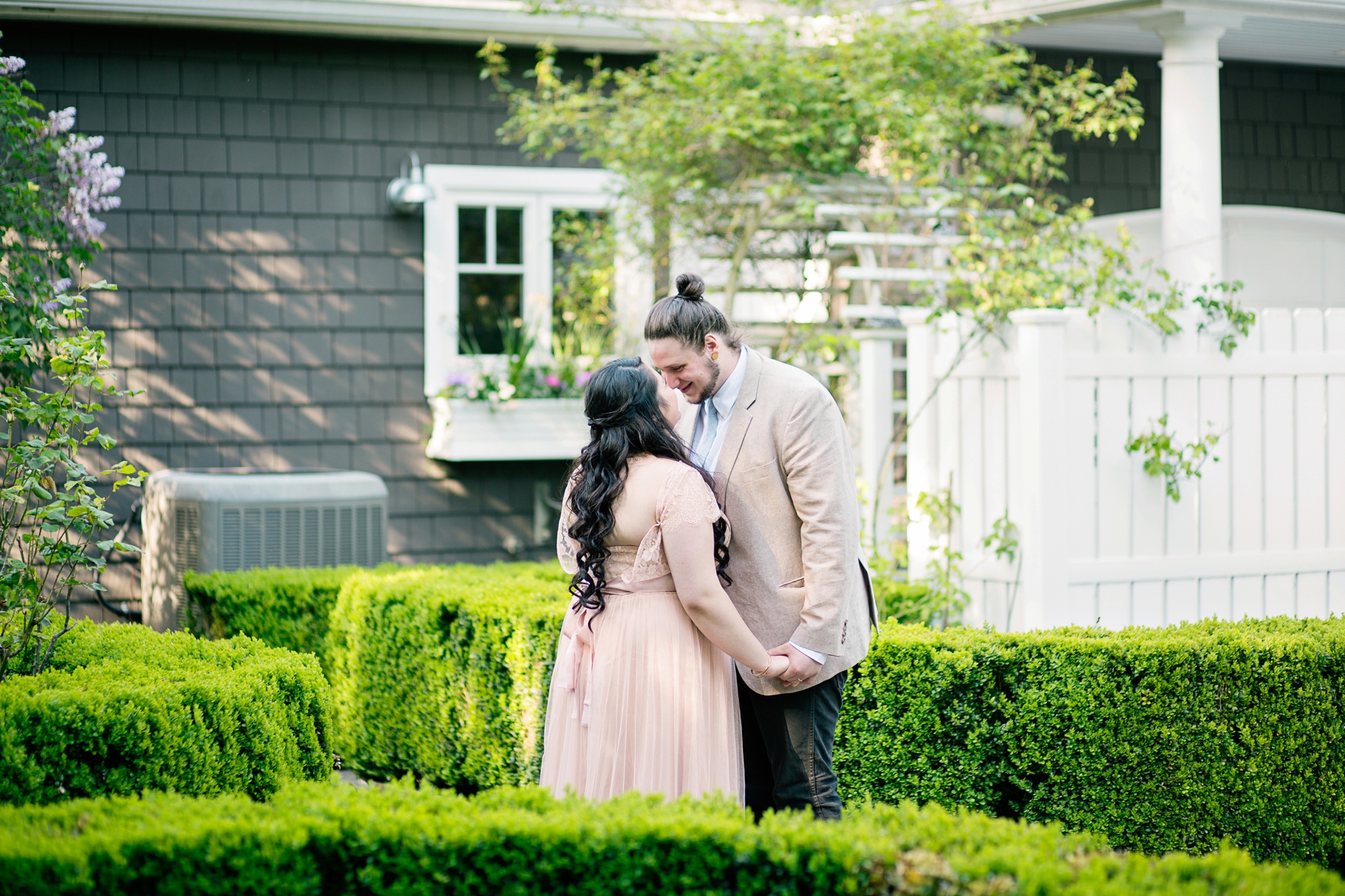Bride-Groom-Bridal-Portraits-Garden-Elopement-Woodinville-Seattle-Photographer-Wedding-Photography-by-Betty-Elaine