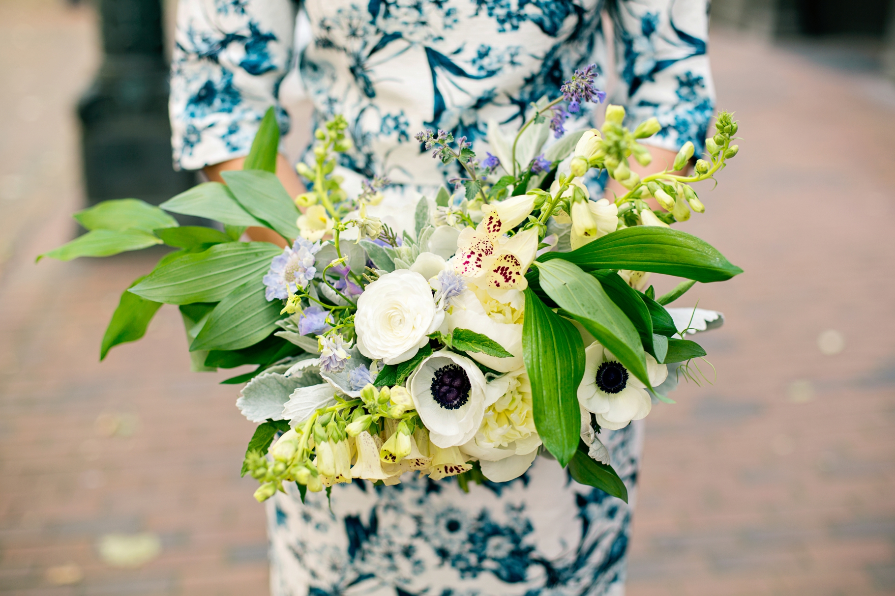 4-Bride-Bridal-Bouquet-Portraits-White-Blue-Florals-Occidental-Park-Pioneer-Square-Seattle-Wedding-Day-Photographer-Photography-by-Betty-Elaine