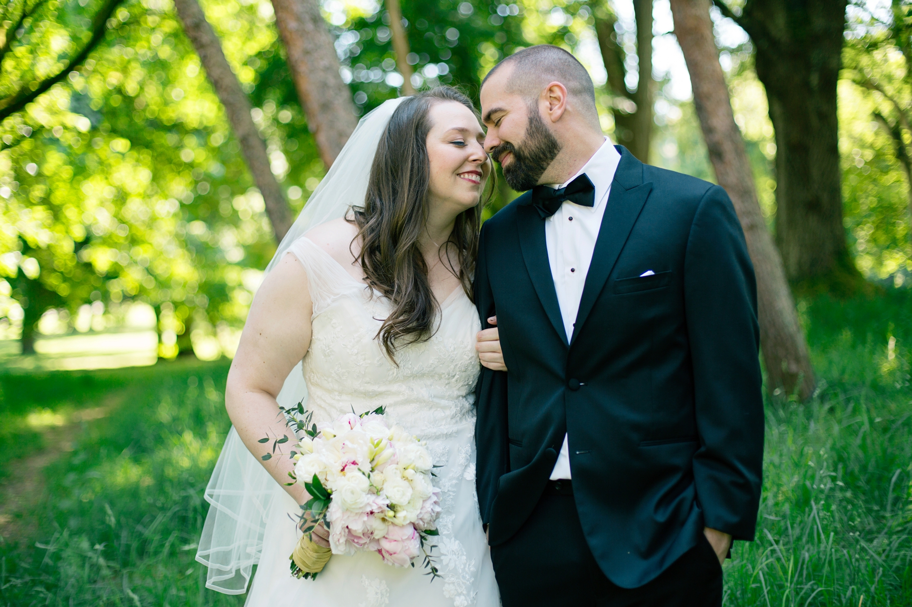 1-Bride-Groom-Romantic-Woodland-Park-Seattle-Wedding-Photographer-Photography-by-Betty-Elaine