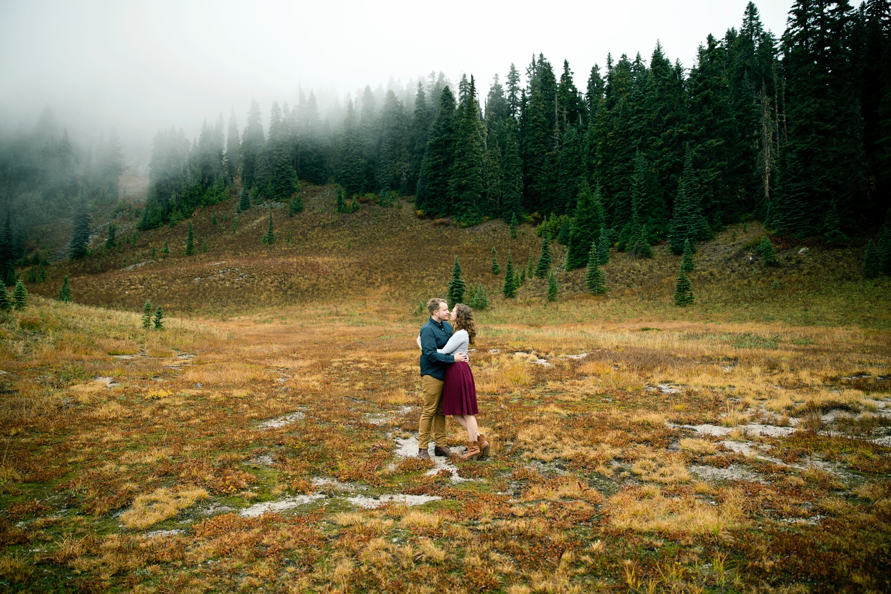 1-Mount-Rainier-National-Park-Photos-Anniversary-Sesssion-Adventure-Wonderland-Trail-PCT-Fall-Northwest-Photographer-Seattle-Wedding-Photography-by-Betty-Elaine