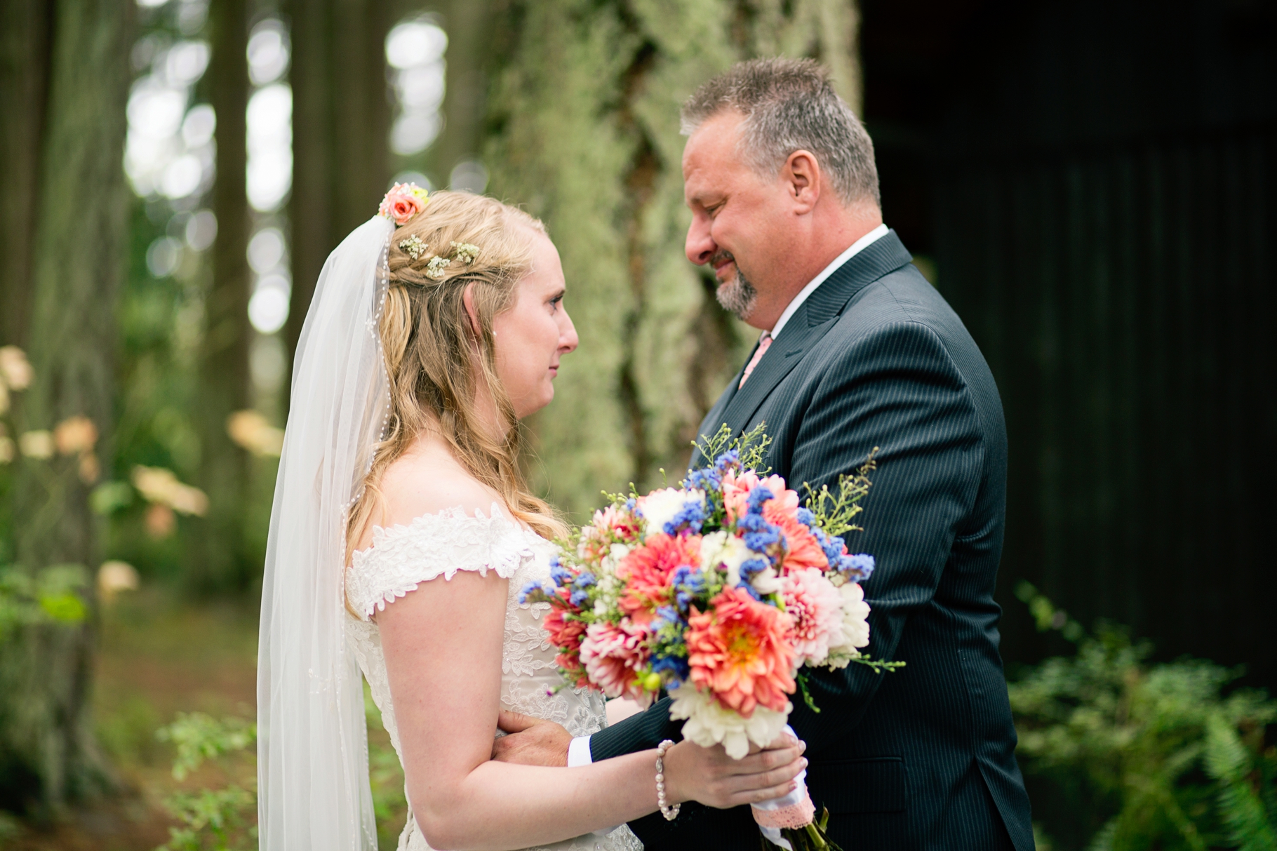 16-Dad-Father-of-Bride-First-Look-Bridal-Portraits-wooded-bluff-olympic-mountains-log-cabin-Kitsap-Memorial-State-Park-Forest-Northwest-Photographer-Seattle-Wedding-Photography-by-Betty-Elaine