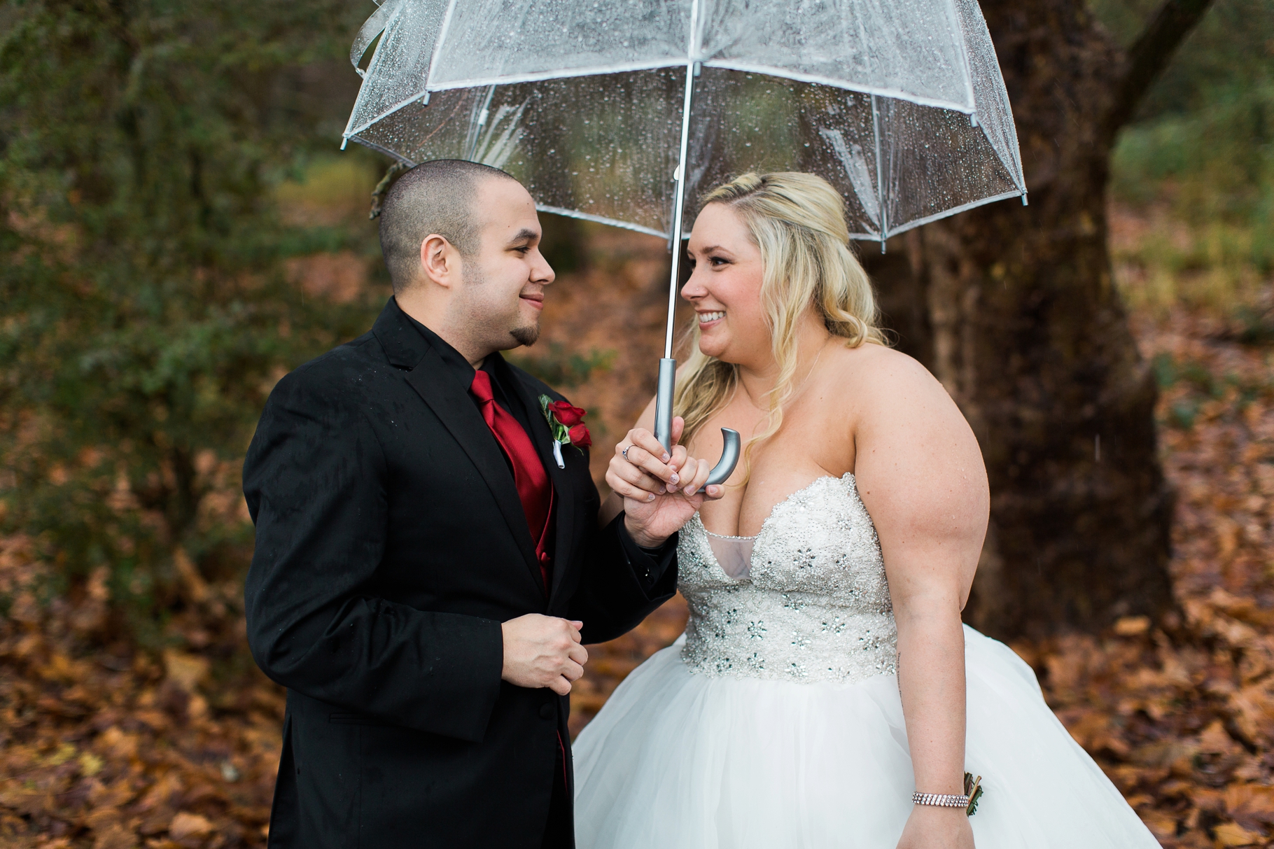 1-Pickering-Barn-Issaquah-Winter-Wedding-Photographer-Seattle-Photography-by-Betty-Elaine