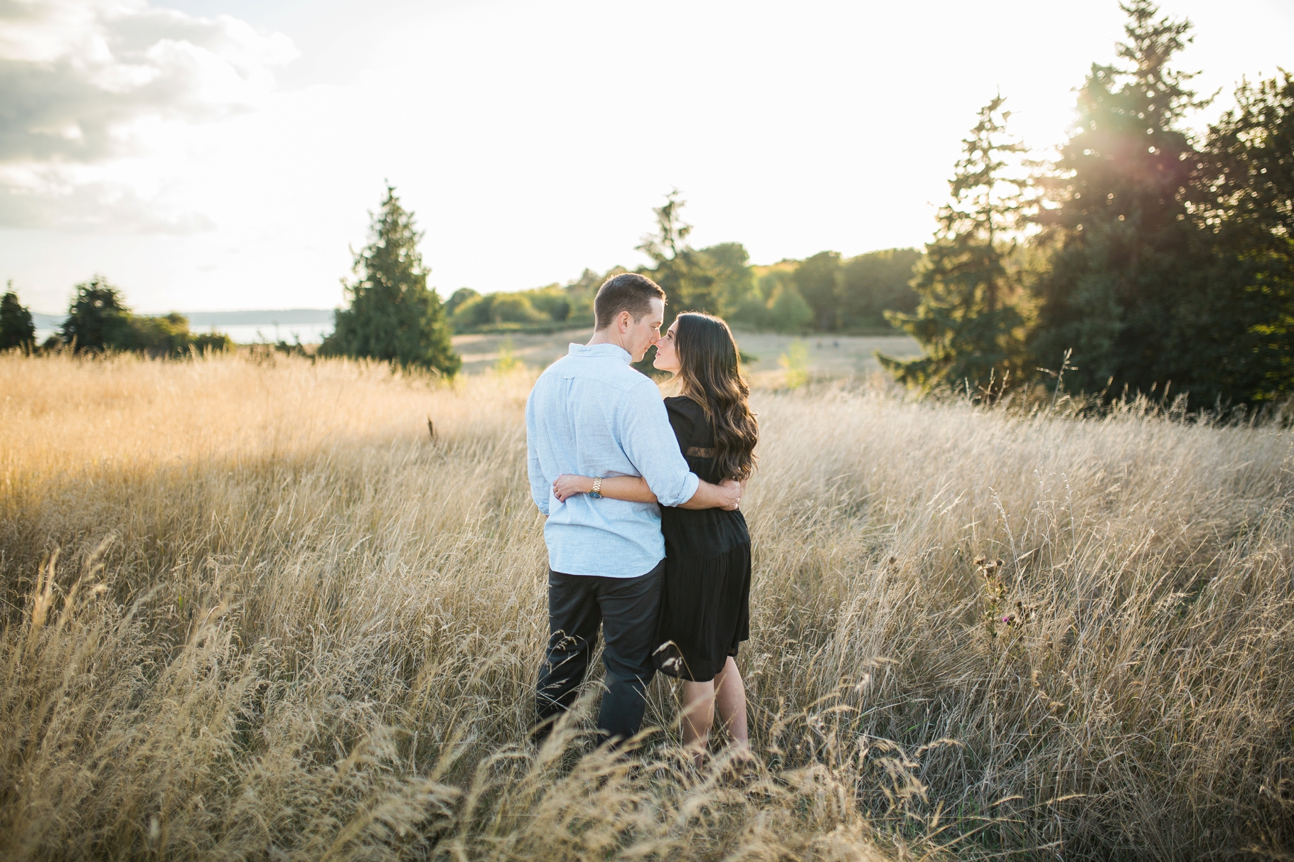 Discovery-Park-Seattle-Engagment-Photographer-Wedding-Photography-by-Betty-Elainejpg