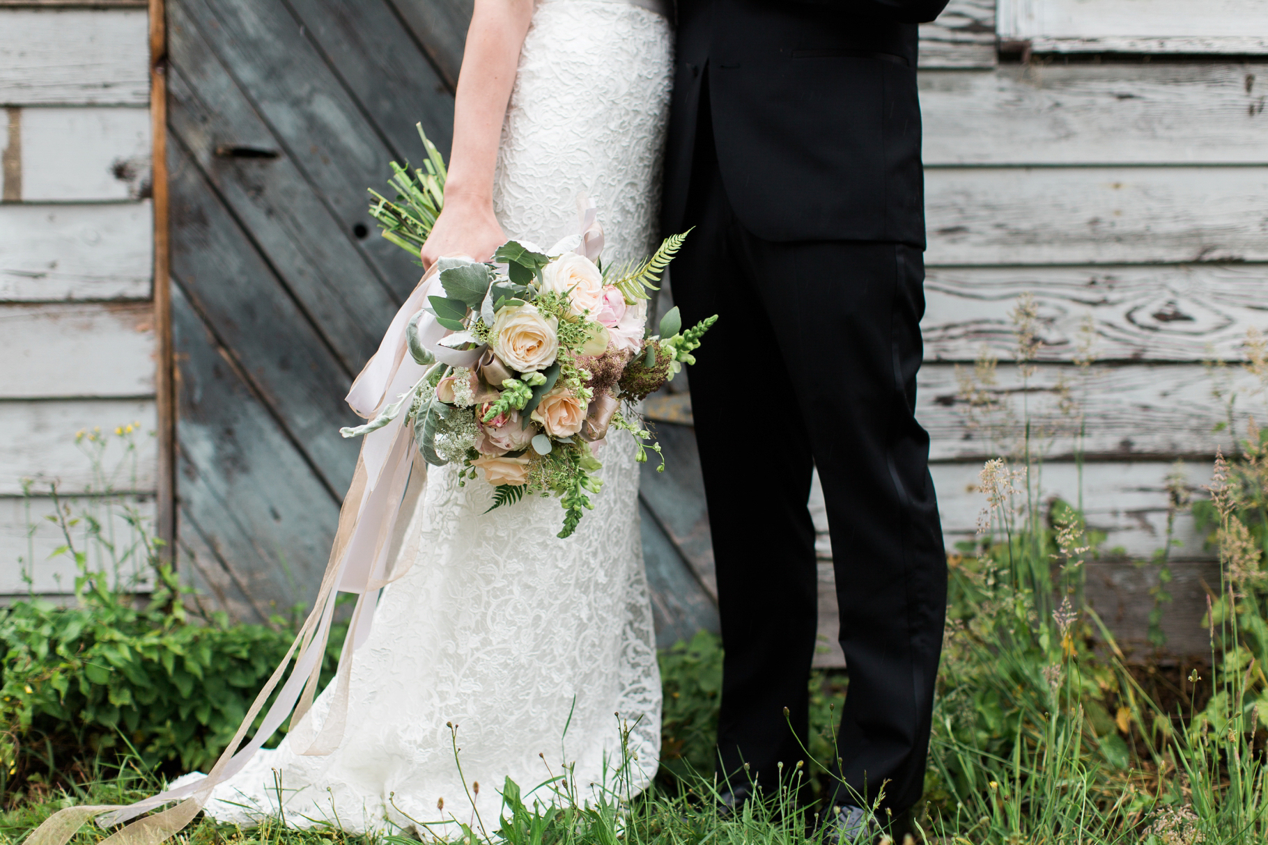 7-Shooting-Star-Garden-Maple-Valley-Photography-Seattle-Wedding-Photographer