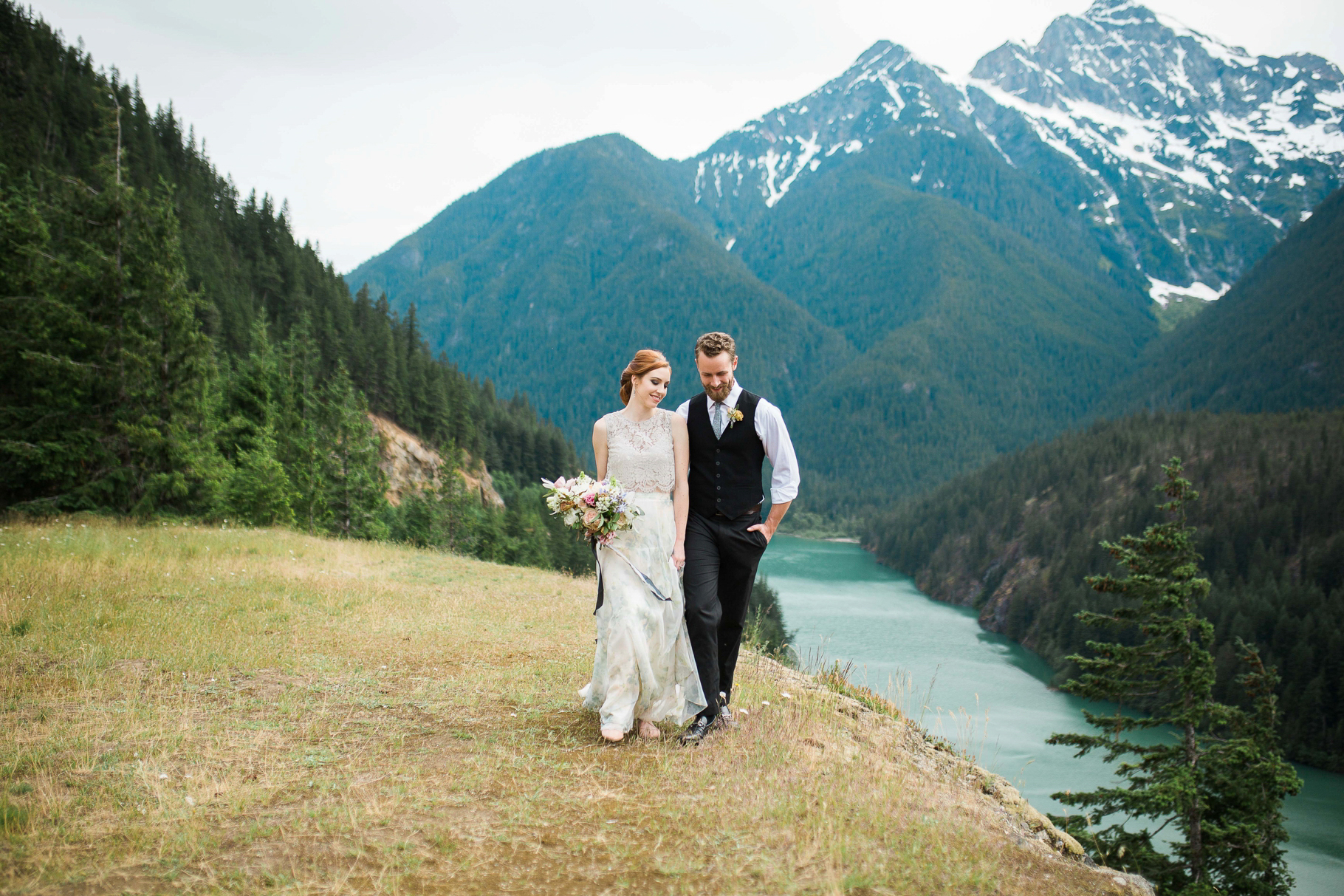diablo-lake-elopement-seattle-wedding-photographer-bhldn-photography-hiking-adventure_0001